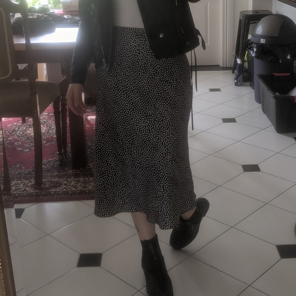 Black and white polka dot midi skirt - Picture 3 of 4